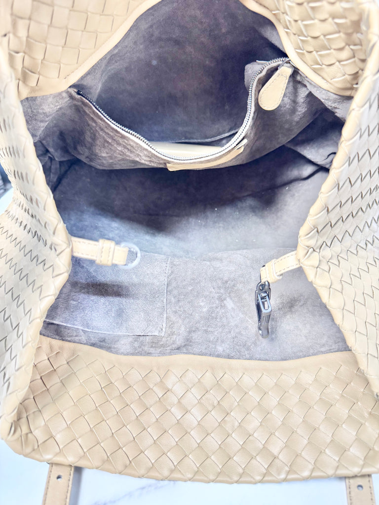 Bottega Veneta Intrecciato Cesta Shoulder Bag - Sandy's Savvy Chic Resale Boutique