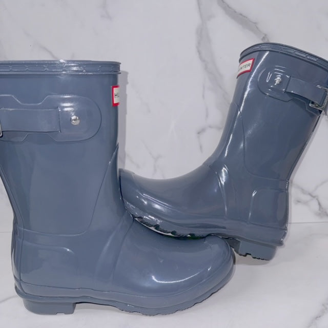 Hunter Original Short Gloss Gray Rain Boot, Size 7 - Sandy's Savvy Chic Resale Boutique